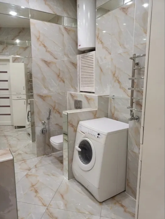 продажа двухкомнатной квартиры номер A-174478 в Приморском районе, фото номер 9